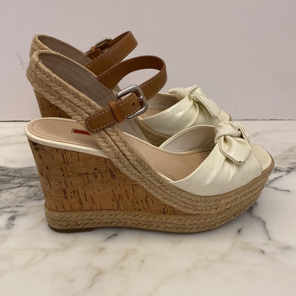 Prada Bianco Patent Leather Vernice Wedge 37 - Picture 3 of 7